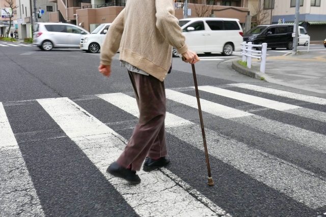 死亡事故の慰謝料を弁護士が解説!高齢者の慰謝料相場の考え方とは? 2 高齢者の死亡事故における慰謝料の考え方とは