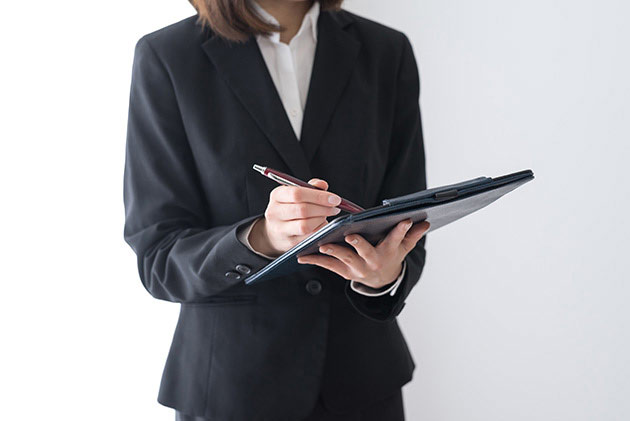 【歯科用】後遺障害診断書の書き方|ひな形のダウンロードもご紹介! 7 歯科用の後遺障害の診断書について弁護士に詳しく尋ねるなら