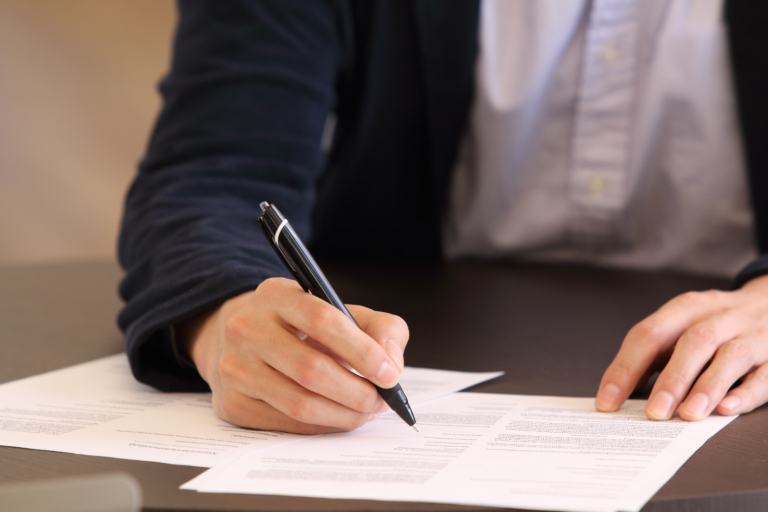 知らないと損する②腓骨神経麻痺の後遺症に対する後遺障害慰謝料・示談金・保険金は？