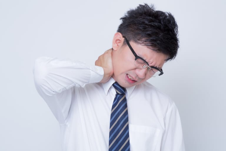 【交通事故】むちうち治療費の相場は？