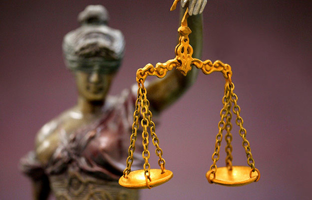 裁判における損害額算定基準での慰謝料