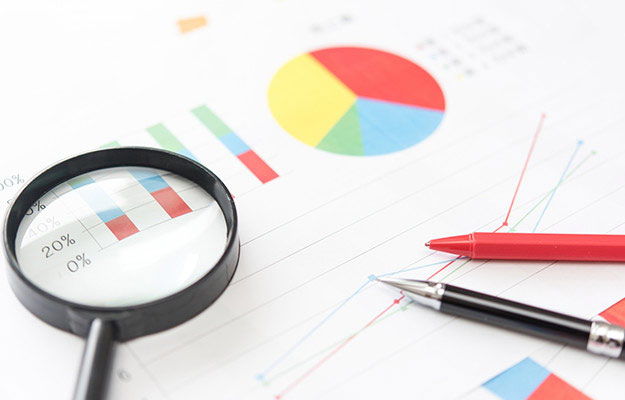 【重要】日本における交通事故の死亡原因の順位や割合は?自動車の危険性を理解しよう 2 死亡原因のうち「交通事故」の順位や占める割合は?