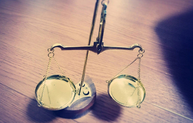 駐停車中の追突事故の過失割合