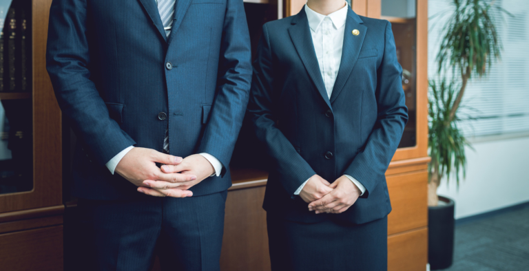 【自賠責保険】休業損害計算方法|収入なしでも主婦の日額は6100円 7 休業損害の問題は弁護士に相談・依頼!