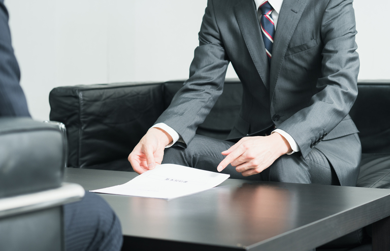 交通事故での半身不随|慰謝料の相場は?受け取れる損害賠償や支援は?仕事はどうなる? 5 半身不随の後遺症に対する慰謝料などの損害賠償について解説