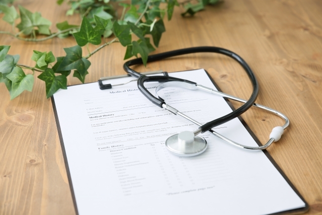 知らないと損する①踵骨骨折の治療に対する慰謝料や治療費は？