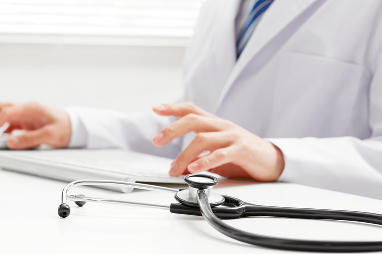 交通事故で精神科に通院したら治療費や慰謝料は請求可能?後遺症はうつ病・PTSD? 2 交通事故で精神科受診が必要な場合とは?