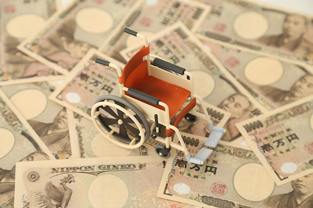 後遺障害逸失利益の計算方法|計算機や14級・12級の年数の注意点も紹介! 2 交通事故の後遺障害による逸失利益とは何か