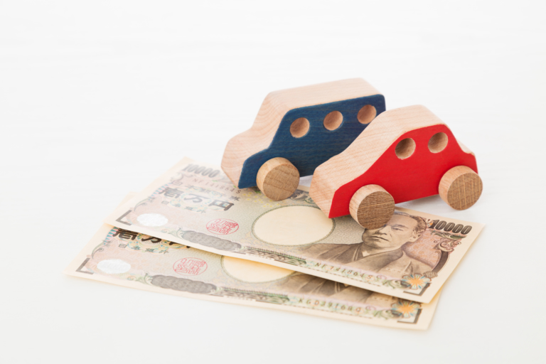交通事故の示談金相場~軽症編~軽い打撲をした場合の慰謝料はいくら?|交通事故の弁護士カタログ 交通事故の示談金相場~軽症編~軽い打撲をした場合の慰謝料はいくら?|交通事故の弁護士カタログ