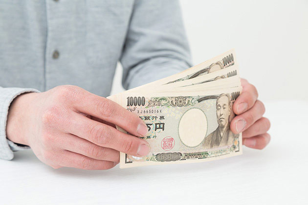 交通事故で脊椎圧迫骨折の後遺症…後遺障害慰謝料や治療費、保険金獲得のポイントは!? 4 保険会社との交渉前に①交通事故による脊椎圧迫骨折の治療に対する慰謝料や治療費は?