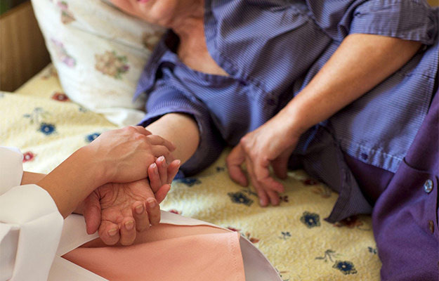 交通事故の介護費用の判例