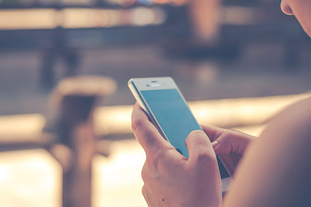 交通事故での半身不随|慰謝料の相場は?受け取れる損害賠償や支援は?仕事はどうなる? 20 交通事故による半身不随の後遺症や慰謝料について弁護士に無料相談したい方はコチラ!