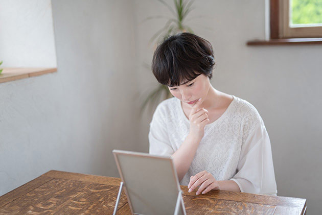 後遺障害逸失利益の計算方法|計算機や14級・12級の年数の注意点も紹介! 4 逸失利益の計算に必要な基礎収入と労働能力喪失率・喪失期間とは?